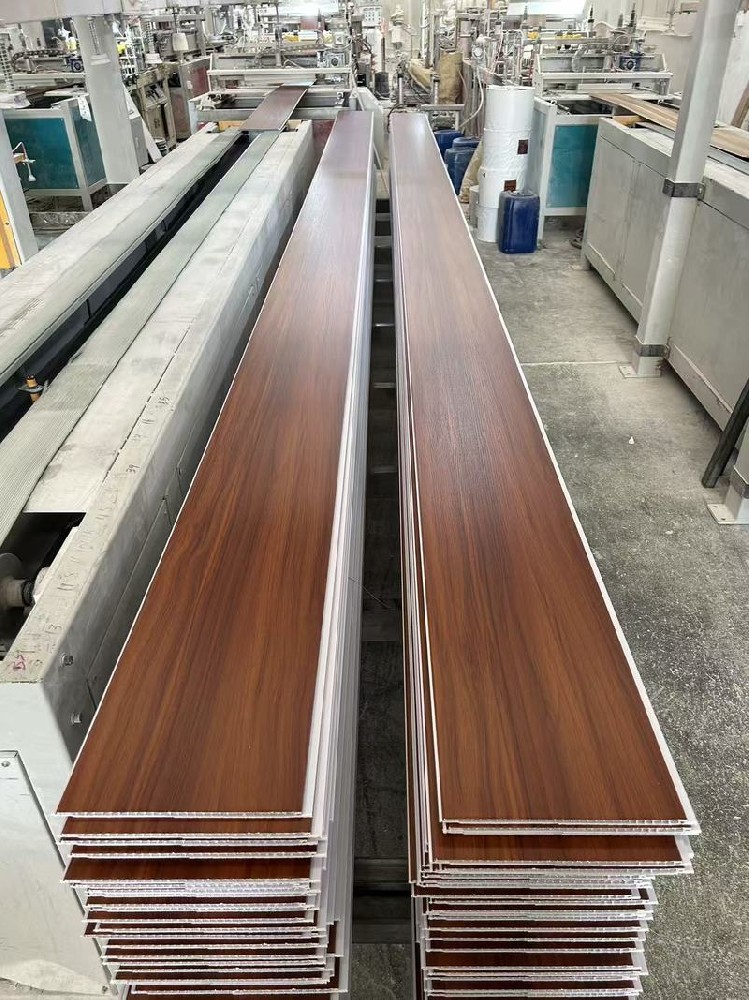 Diverse color styles and strong aesthetics